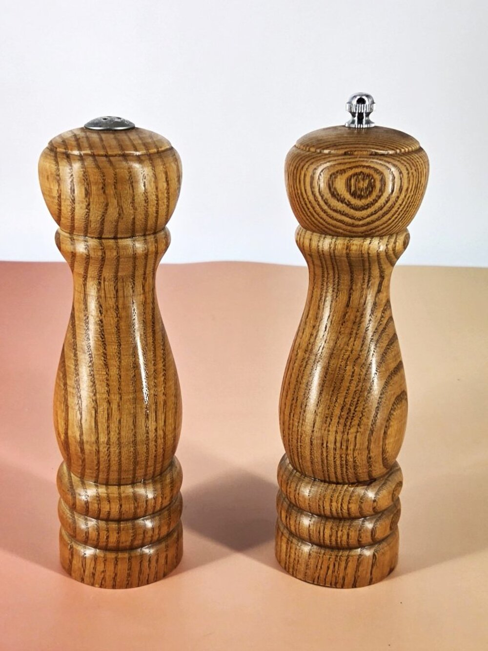 Cooks Club Vintage Oak Wooden Salt Shaker & Pepper Grinder Set Carbon Steel MCM